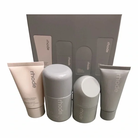 NEW IN BOX 📦 RHODE MINI SKINCARE KIT 🧴 - Picture 5 of 6